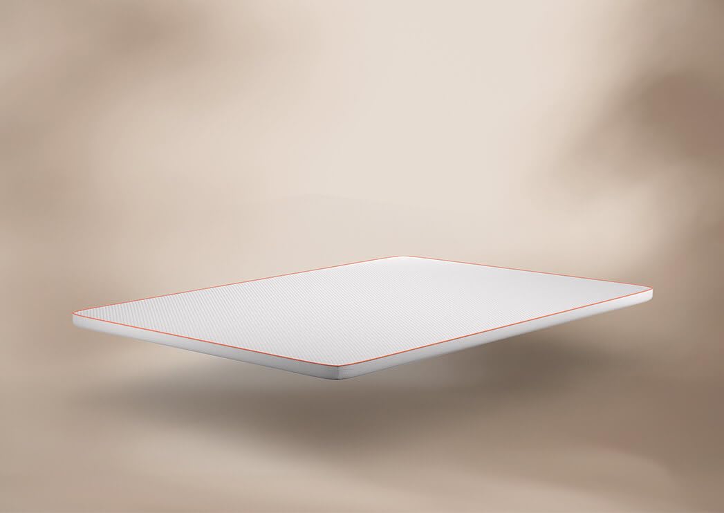 Dormeo Octasmart Essentials Mattress Topper | Plush Memory Foam | 5cm Depth | UK Double 135cm x 190cm, White.